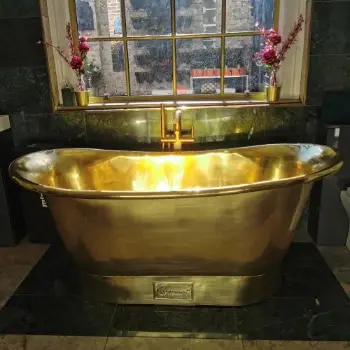 Copper Bath Tub